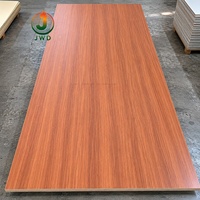 Panneaux muraux en PVC à effet bois, placage de charbon de bambou, panneaux décoratifs intérieurs en cristal de carbone