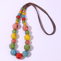 Collier artisanal en céramique colorée avec pampilles perlées pour femme, style ethnique, chaîne de pull en cuir émaillé floral (NL852)