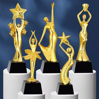 Fabricant de tasses de trophée de souvenir en métal de danse personnalisées trophée de récompense plaqué or avec base en cristal de verre noir