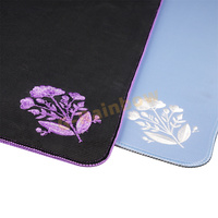 Tapis de Mahjong en Néoprène Violet Brodé de Luxe avec Logo Personnalisé, Tapis de Jeu Portable pour Mahjong, Poker, Cartes, Jeux de Plateau et de Tuiles