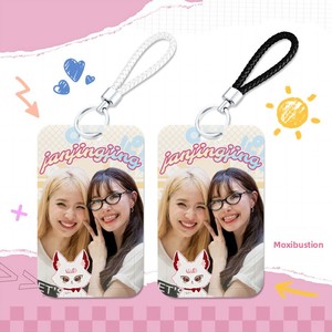 Porta Tarjetas Personalizado Estilo Coreano CP, Protector de Tarjetas de Identificación de Plástico con Diseño Deslizante de <span class=keywords><strong>Jan</strong></span> & Jingjing - Product Image 1