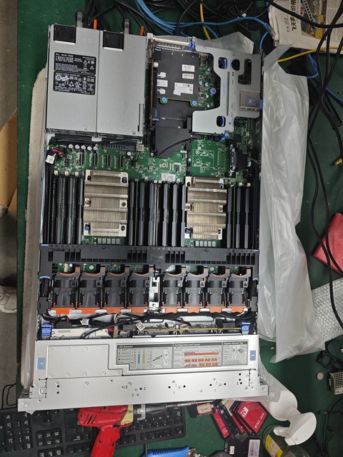 Used/Clean Factory Sale R640 (8SFF H730PMINI 750W*2 Dual Heatsink 2xPCI )Barebone Server 1U Rack Server