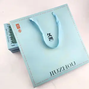 Personalizza la tua scatola regalo a colori rigida in cartone con coperchio in carta per la cura della pelle cosmetica