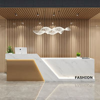 MORE DESIGN Logo gratuit Petit marbre peint en métal plaqué or Salon de beauté Bar Comptoir avant Bureau Réception