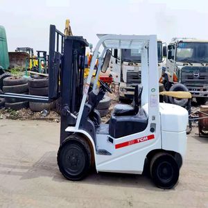 Mini chariot élévateur diesel TCM FD30 d'occasion 3 tonnes avec moteur Isuzu Nisan Catégorie de produit Chariot élévateur à combustion interne - Product Image 1