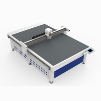 Machine de découpe laser automatique pour la fabrication de chaussures, vente chaude, fabrication industrielle, prise en charge de l'IA, refroidissement par eau, 4 axes, haute sécurité, compatible avec le caoutchouc