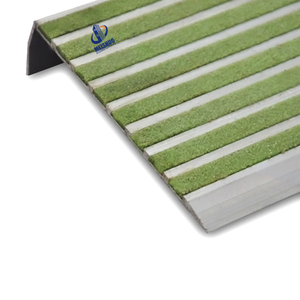 <span class=keywords><strong>Bande</strong></span> de nez d'<span class=keywords><strong>escalier</strong></span> <span class=keywords><strong>antidérapante</strong></span> avec alliage d'aluminium durable et plusieurs options de finition pour une sécurité accrue - Product Image 4