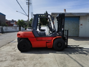 ใช้สำหรับรถยกดีเซล 7 ตัน เสากระโดงสอง/สามขั้น สำหรับเครื่องยนต์ ระบบเกียร์ไฮดรอลิกแบบแมนนวล ราคาโรงงานญี่ปุ่น มาตรฐาน EPA - Product Image 2