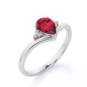 Bague de fiançailles et de mariage en argent sterling 925 avec rubis solitaire de 1,10 carat taille poire, rubis de laboratoire et zircon contourés pour femme - Product Image 2