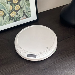 Lecteur de CD portable ultra-fin, stéréo personnel avec Bluetooth, anti-saut de disque, haut-parleur intégré, écran LCD, pour les voyages, l'apprentissage et le sport - Product Image 6