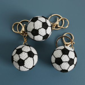 2026 monde activité tasse Amigurumi Football Crochet poupée à la main tricot coton sport porte-clés poupée sac mode pendentifs - Product Image 3