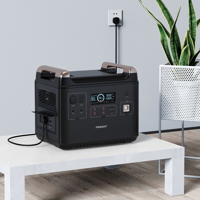 Universal Travel Allpowers Portable 220v Lifepo4 Battery Power Station 2000W Solar Energy Storage Outdoor Mobile Power Supply