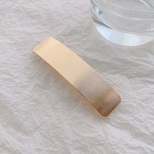Pinzas de Pelo Grandes de Aleación Metálica Elegantes y de Lujo, Accesorios para el Cabello en Dorado y Plateado con Forma Geométrica, Horquillas para Mujer - Product Image 6