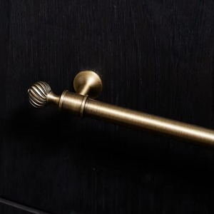 Poignées en laiton massif en forme de bande, style vintage français, finition bronze antique, pour portes de placard, tiroirs et armoires - Product Image 6