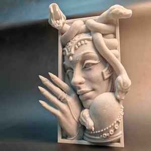 Statua di Medusa - Una statua di mostro femminile in stile gotico con testa simile a quella di Medusa, adatta per librerie e decorazioni per ufficio. - Product Image 4