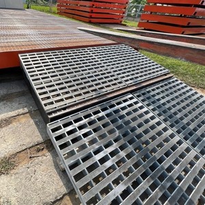 Pendiente de escalada de acero de diseño moderno - Product Image 2