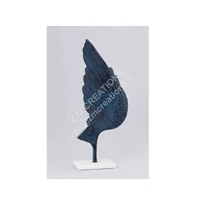 Sculpture en aluminium avec plume d'oiseau, Base marbre, artisanat haut, tendance, maison bureau, salon sur spectacle