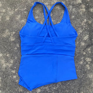 ชุดออกกำลังกายสีพื้น เสื้อชั้นในกีฬาแบบไขว้หลัง กางเกงเลกกิ้งเอวสูงขาสั้น ชุดโยคะ ชุดกีฬา 2 ชิ้น สำหรับผู้หญิง - Product Image 6