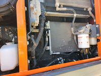 Pompe de moteur d'excavatrice sur chenilles DOOSAN DX140w-5 d'occasion, 90% neuve, puissance 110 kW, capacité de la benne 1,38 m³, 15000 kg, fabriquée