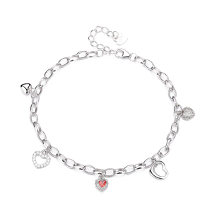 Il Design Originale del Braccialetto in Argento 925 con Zirconi a Forma di Cuore È Fresco e Delicato - Product Image 5
