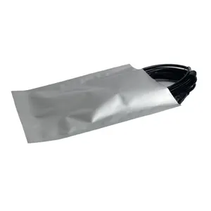 Ventes directes du fabricant sac étanche à l'humidité en feuille d'aluminium ESD argentée à semi-conducteurs pour l'emballage de produits électroniques