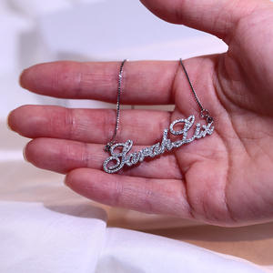 <span class=keywords><strong>Collana</strong></span> con <span class=keywords><strong>nome</strong></span> Moissanite alla moda personalizzata 925 collane con diamanti con targhetta in <span class=keywords><strong>argento</strong></span> massiccio per le donne gioielleria raffinata - Product Image 4