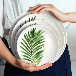 Bone China Fancy Decoratieve Borden Voor Bruiloft Fijne Eetborden Met Areca Palmbladpatroon