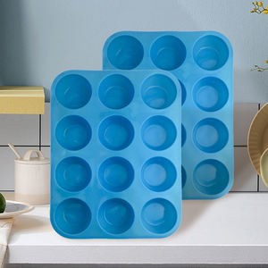 Bandeja <span class=keywords><strong>profesional</strong></span> antiadherente <span class=keywords><strong>para</strong></span> <span class=keywords><strong>magdalenas</strong></span>: molde de silicona de grado alimenticio de 12 tazas, liberar y fácil de limpiar - Product Image 3