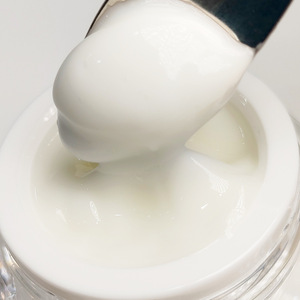 Crema Barriera all'Ectoina con 5 Ceramidi a Marchio Privato |   Idratante al Squalano OEM/ODM |   Lozione per Pelle Sensibile con Marchio Personalizzato - Product Image 1