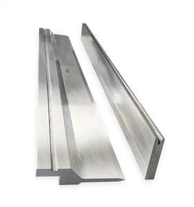 Persremgereedschap 835mm T-vormige 1V matrijs- en ponsset 42CrMo legeringstaal 472HRC zeer hoge precisie voor progressief buigen - Product Image 1