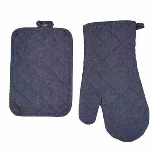 Maniques de cuisine et dessous de plat en coton personnalisés – Accessoires de cuisine haut de gamme – Cadeaux d'entreprise - Product Image 1