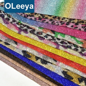 Alta calidad 24*40cm cristal autoadhesivo Rhinestone rollo hojas vidrio Rhinestone adhesivo malla hoja <span class=keywords><strong>para</strong></span> ropa taza zapatos - Product Image 4