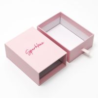 Boîte cadeau coulissante en carton rigide avec languette de traction, type tiroir, personnalisable avec logo sur mesure