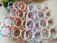 A1303 Promotion sur le support à foulards en rotin créatif équivalent, 28 cercles, pour vêtements