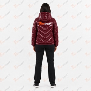Veste bomber matelassée bordeaux pour femme, à capuche, manches longues, fermeture éclair, écologique, imperméable, coupe-vent, vêtements d'hiver - Product Image 4