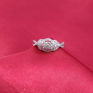 Anillo de compromiso con diamantes Jewelspaark, 0,42 quilates, corte redondo, blanco natural, plata de ley 925, joyería de boda para mujer, talla 7 - Product Image 2