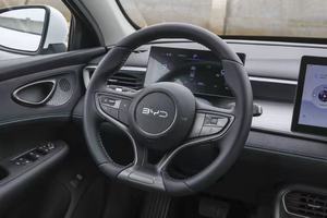 BYD <span class=keywords><strong>Osa</strong></span> 05DM-i 2026, Modelo de Lujo Híbrido Enchufable, 120 km de Autonomía Eléctrica, Vehículo de Nueva Energía Avanzado con Características Premium - Product Image 5