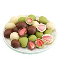 Vente en gros 60g Lyophilisé Fraise Matcha Chocolat Aromatisé Fourré Chocolat Fraise Fruits Sucrés Snacks Exotiques