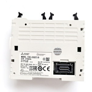 Módulo de Salida PLC Mitsubishi FX5-C32ET/D, 32 Salidas Digitales, Interfaz CompoNet, IP54, Hecho en Japón - Product Image 5