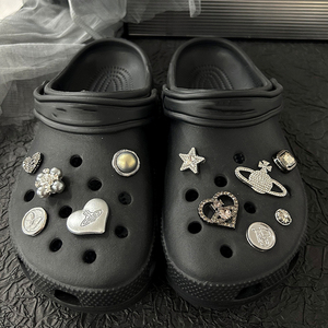 Vente en gros en stock de décorations de sabots en strass bling de <span class=keywords><strong>luxe</strong></span> personnalisées décorations de chaussures à boucle en métal et diamant décorations de chaussures breloques de chaussures - Product Image 3