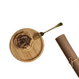 Mantel Rectangular a Rayas de Cuero Sintético Estilo Europeo, Impermeable, Resistente al Aceite, Lavable y Ecológico para Comedor Moderno - Product Image 1