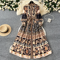 Robe décontractée élégante pour femme à imprimé floral, coupe trapèze, col montant, manches longues bouffantes, ceinturée, longueur midi, pour le quotidien et les vacances