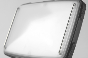 FAVOUR <b>LIGHT</b> 1600lumen USB-C Rechargeable LED Cold White Photo Fill <b>Light</b> IP66 Magnetic Stand Anti-glare Portable DC Hotel - Product Image 3