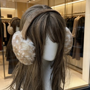 Bufanda con cuello de piel sintética para mujer, forro polar con puntos, calentador de cuello cálido, chal de invierno, diadema, orejeras - Proveedor mayorista OEM - Product Image 2