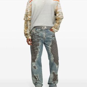 Jeans de Mezclilla Azul Desgastado Vintage para Hombre con Detalles de Parches Oscuros, Adecuados para Estilo Casual Y2K, Hip-hop y Urbano - Product Image 5