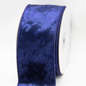 Nastro Natalizio in Flanella Monofacciale con Filo Metallico 100% Poliestere Ecologico di Alta Qualità per Confezioni Regalo e Albero di Natale - Product Image 1
