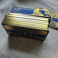 Cartes de visite en papier artistique personnalisables avec estampage à chaud et impression offset CMYK