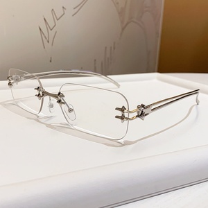 Lunettes de soleil carrées sans monture en métal UV400, nouvelle collection 2025, style féminin tendance - Product Image 5