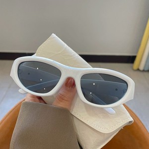 Occhiali da Sole Anti-Luce Blu UV400 per Bambini, Stile Cat Eye, per Esterni, Moda Unisex di Lusso, Comodi - Product Image 5