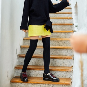 Calza sopra il ginocchio in cotone invernale alla moda da donna copre stile Casual dolce tubo lungo in maglia scaldamuscoli con Logo frontale tinta unita - Product Image 4